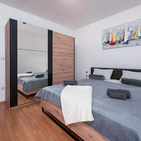 Holiday home Stunning Apartment In Rabac With Kitchen