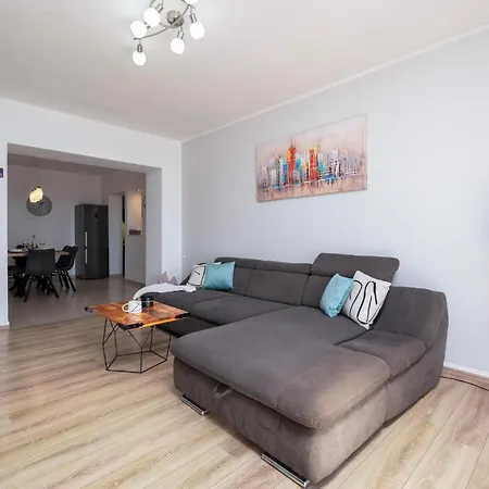 Holiday home Stunning Apartment In Rabac With Kitchen *