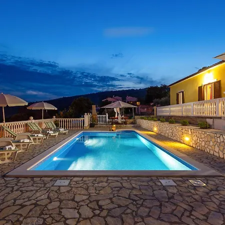 Holiday home Stunning Apartment In Rabac With Kitchen